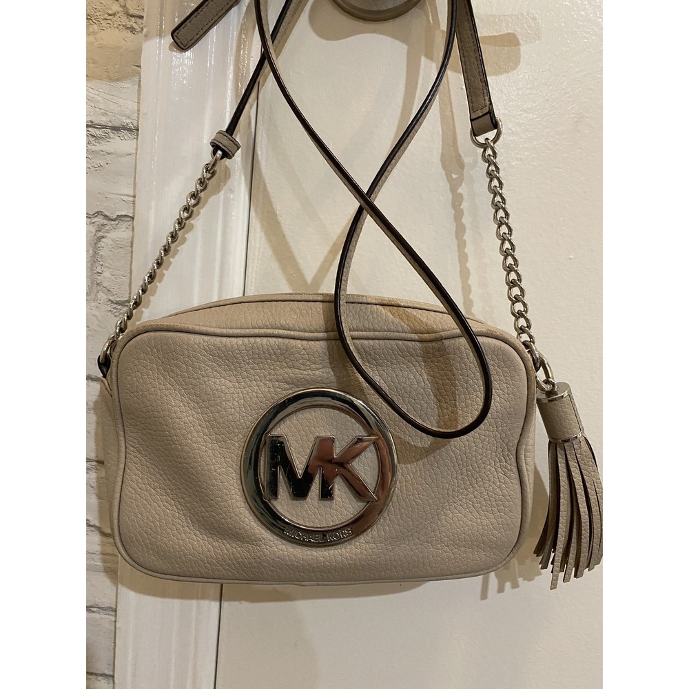 Michael Kors fulton Beige Leather Crossbody Chain Mini Bag.